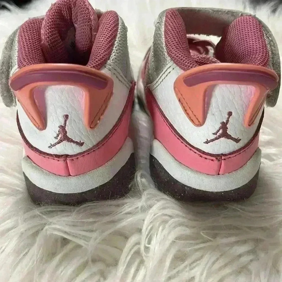 JORDAN 6 RINGS TD CORAL CHALK SHOES - Picture 7 of 15